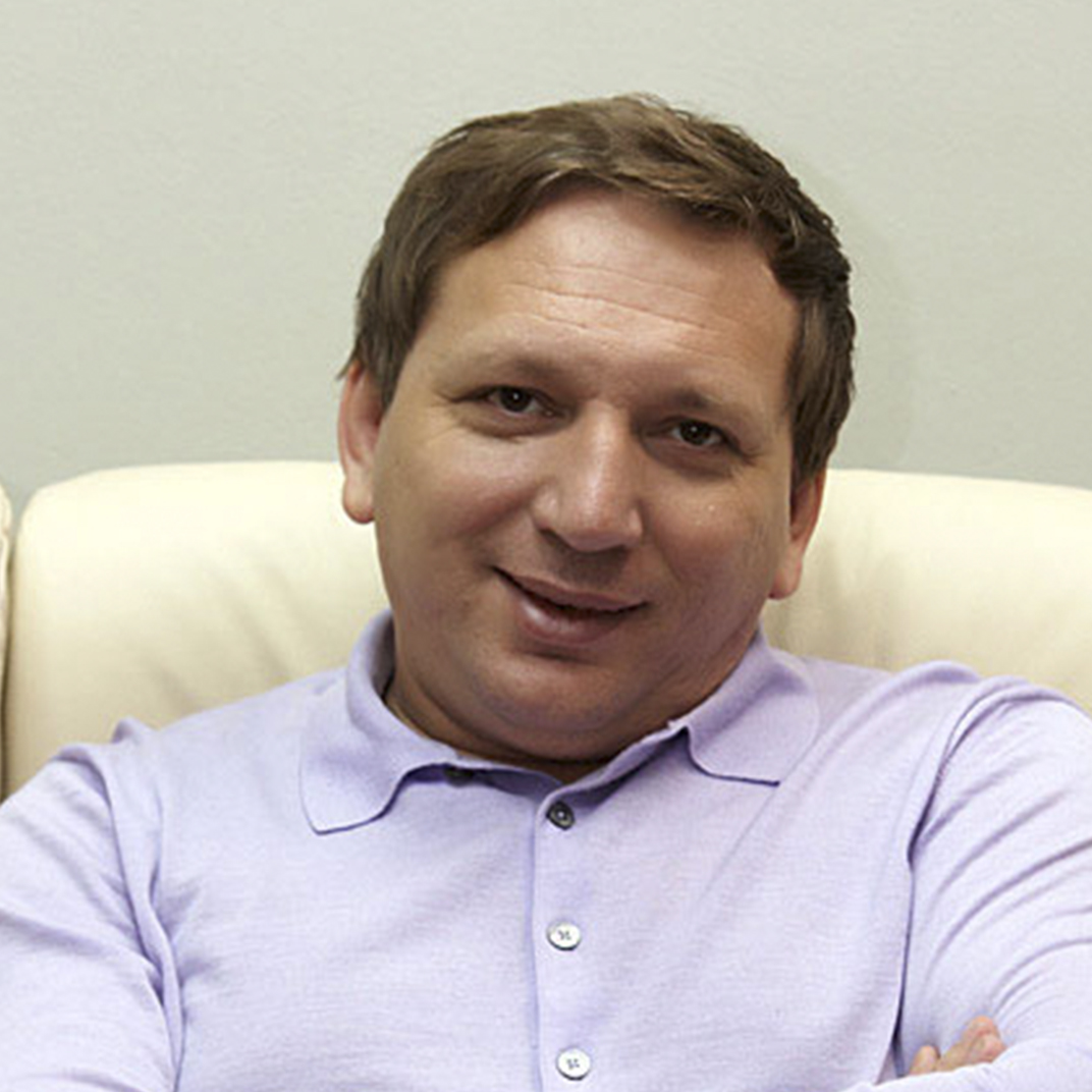 Золотая Нота жюри сершей балдин продюсер зкс генеральный менеджер лейбла SBA GALA RECORDS российского представителя мирового мейлжора EMI - Золотая Нота